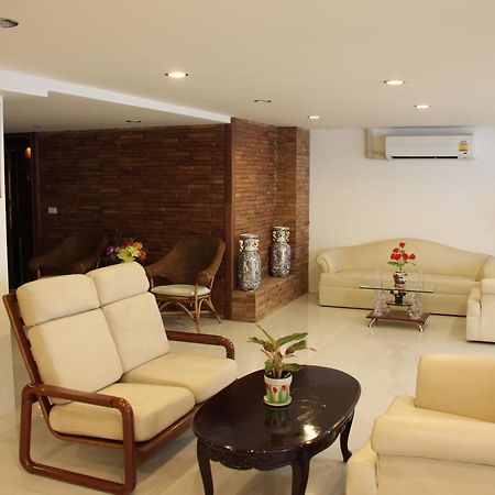 Suites 31 Sukhumvit Bangkok Exterior photo